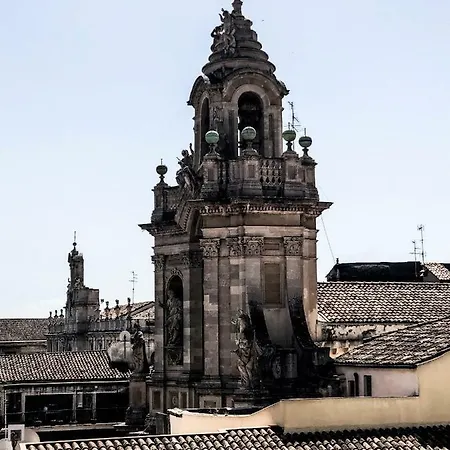 Otto Biscari Apartment *