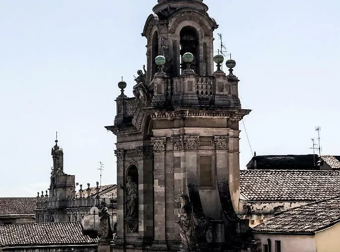 Otto Biscari 公寓 *